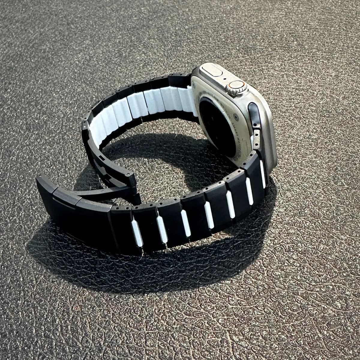 New Fluororubber Stainless Steel Watch Strap for Apple Watch S10/11 — image 3