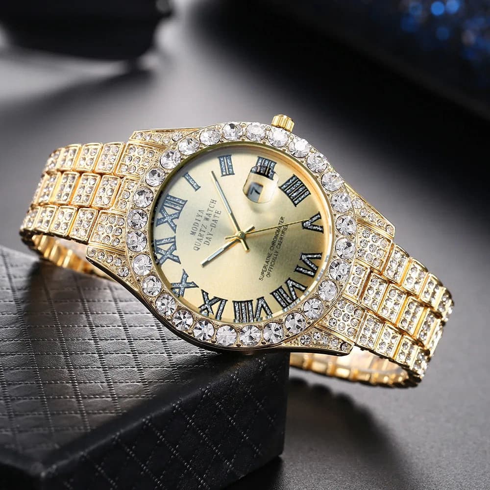 Luxury Quartz Rhinestone Wristwatch — image 4