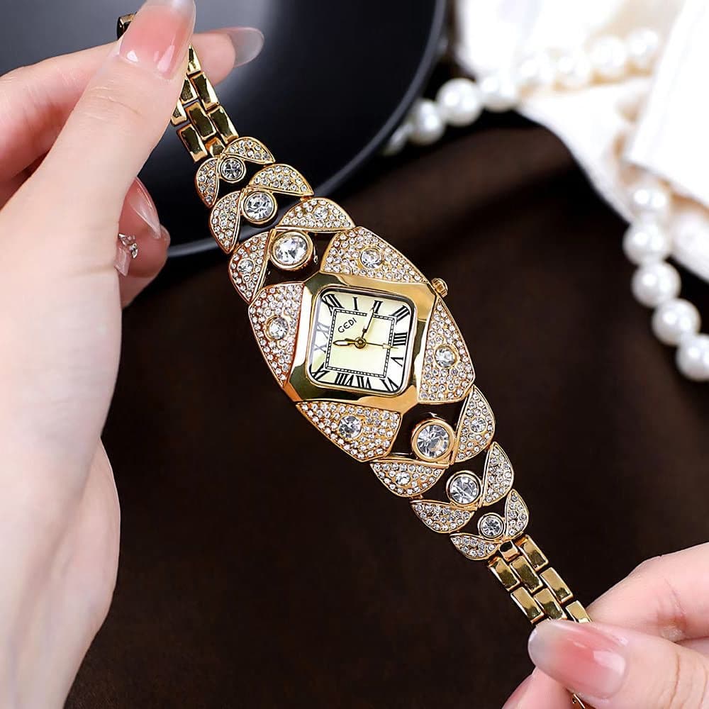 Elegant Square Watch for Modern Ladies — image 3