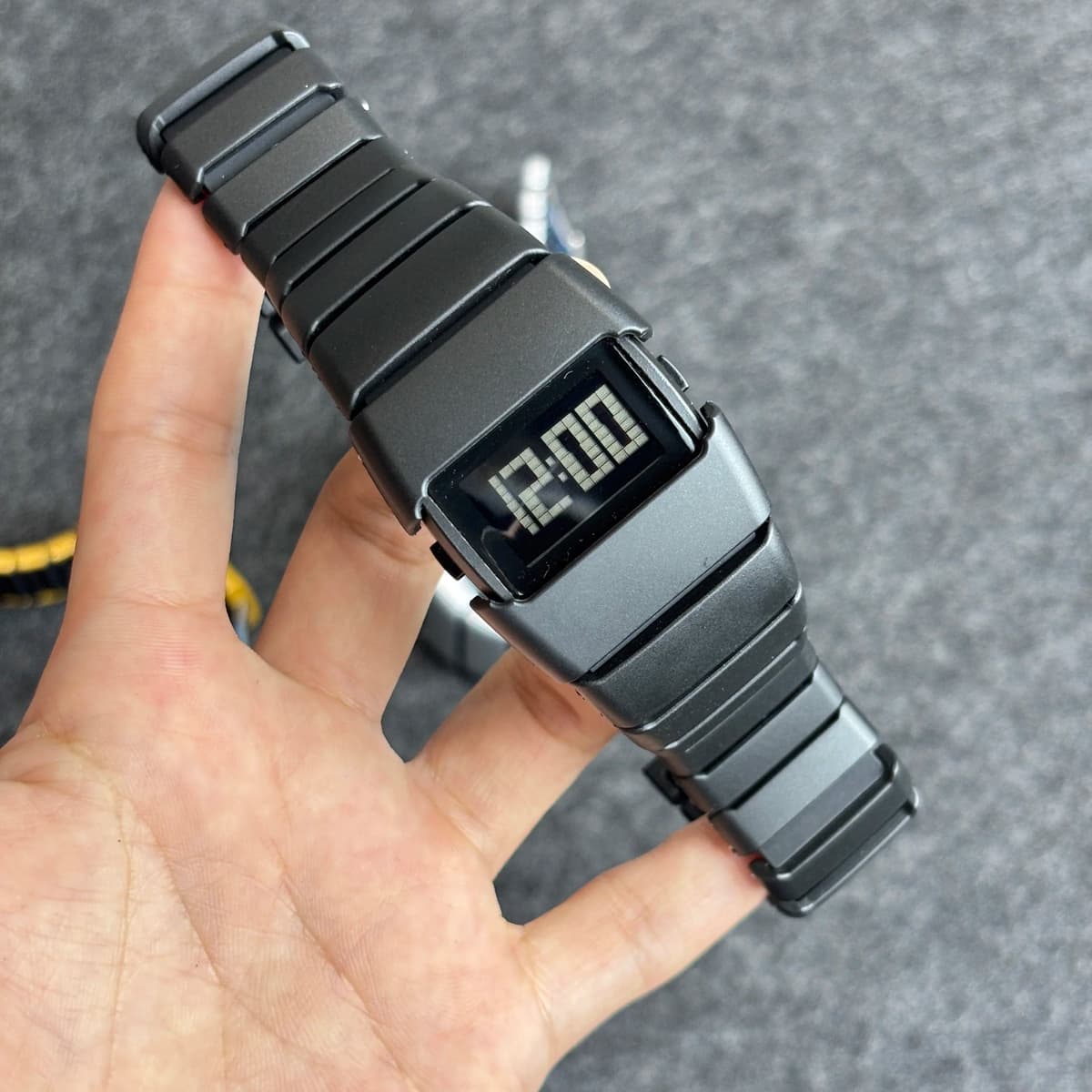 Men's Retro Y2K Block Digital Display Square Watch — image 7