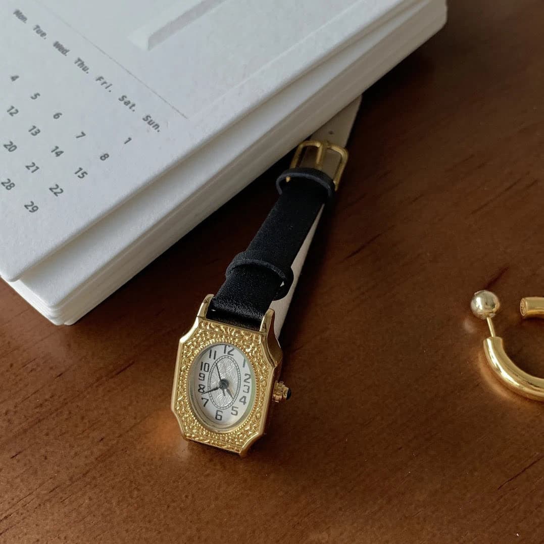 IEKE Vintage Engraved Quartz Ladies Watch — image 13