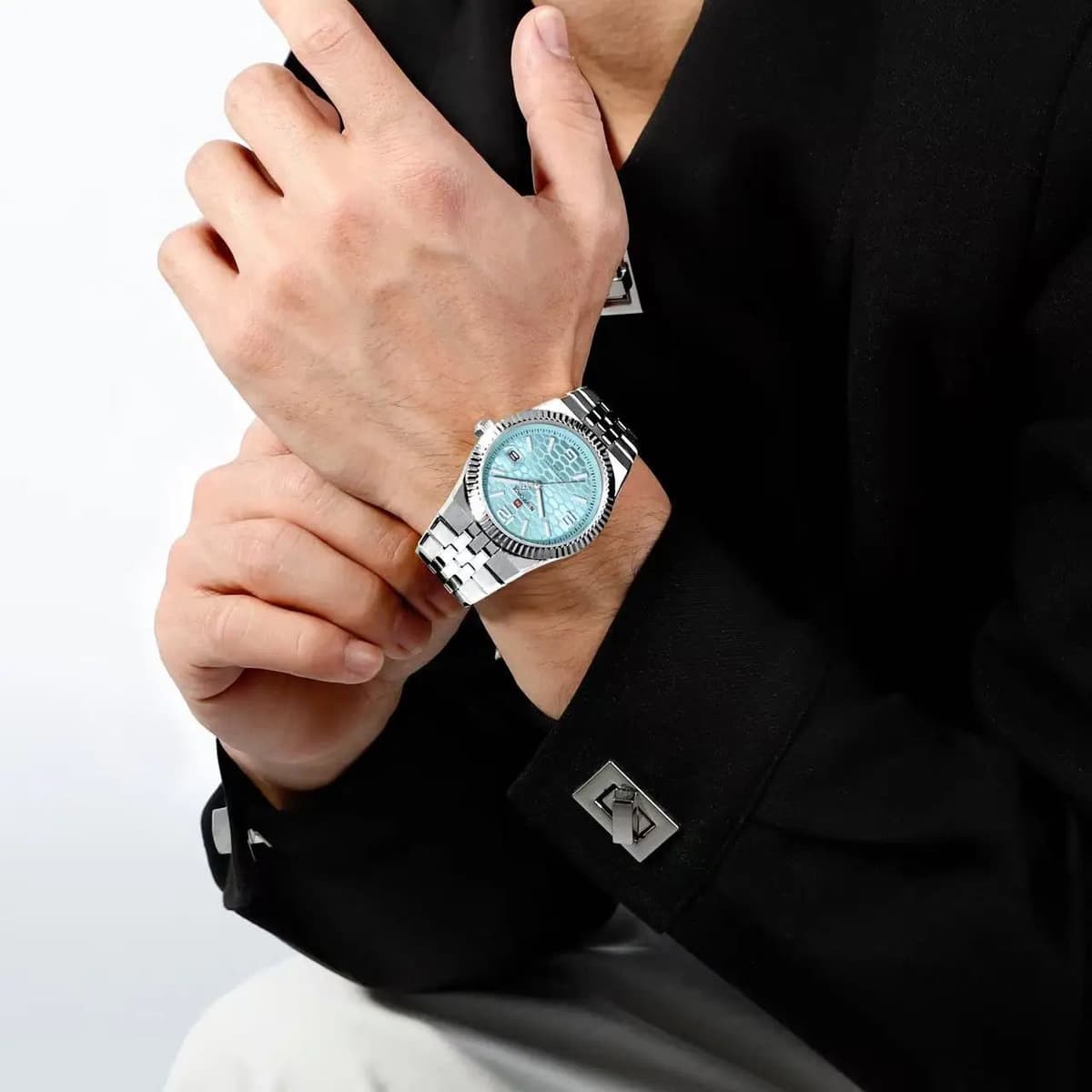 NAVIFORCE Men's Luxury Waterproof Wristwatch — image 2