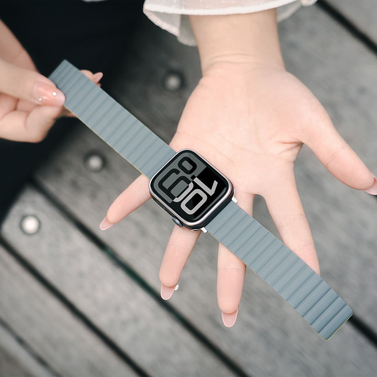 CM Ultra Magnetic Silicone Watch Band — image 3